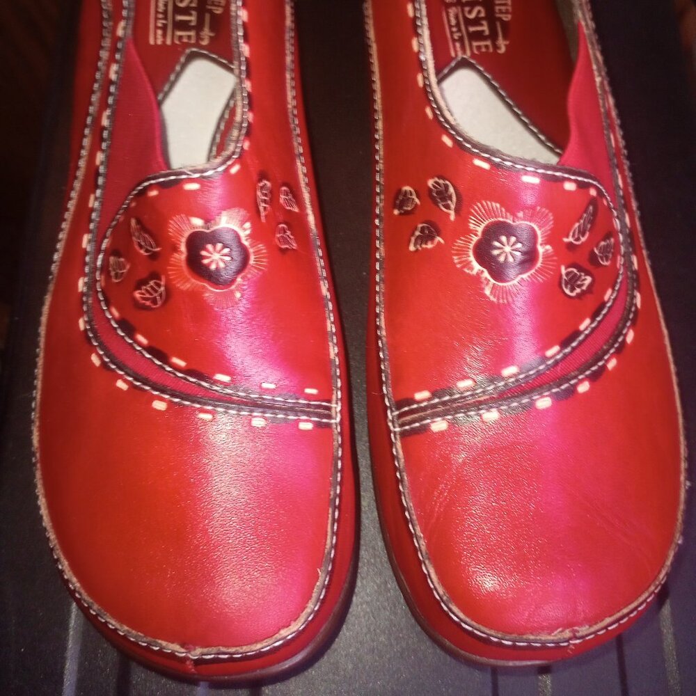 L'Artiste Burbank Spring Step clogs